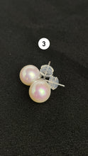 Stunning earring stud