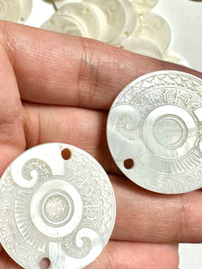 White Mother Of Pearl Shell, Circle Mother Of Pearl, Carved MOP, Sku#M3004