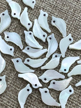 Mother of Pearl Bird Beads Sku#M495
