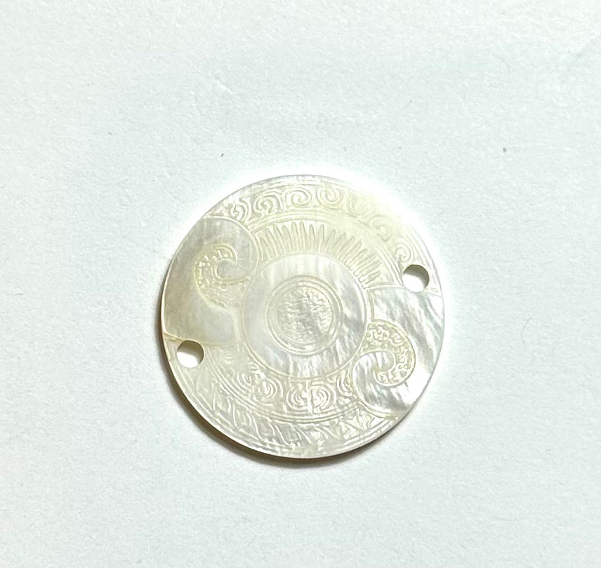 White Mother Of Pearl Shell, Circle Mother Of Pearl, Carved MOP, Sku#M3004