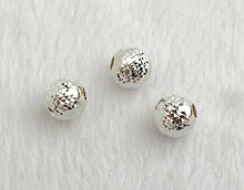 Pyramid Cut Bead w/1.5mm Hole