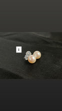 Stunning earring studs