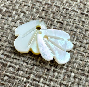 Mother of Pearl Charm Sku#M293