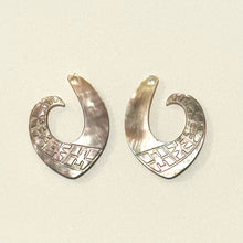 Carved Mother Of Pearl, Sku#M3025