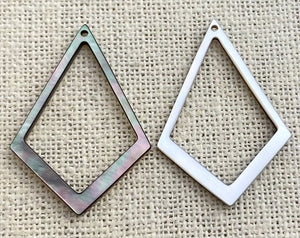 Mother of Pearl Charm Sku#M2517