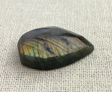 Labradorite Stones