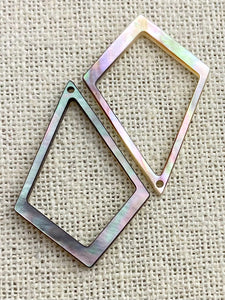 Mother of Pearl Charm Sku#M2517