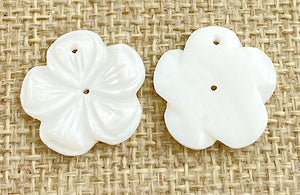 Mother of Pearl Flower Charm Sku#M66