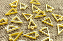 Mother of Pearl Charm Sku#M2521