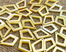 Mother of Pearl Charm Sku#M2515
