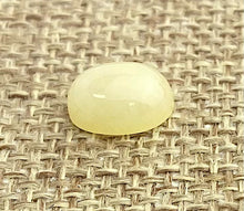Light Topaz Oval Cabochon