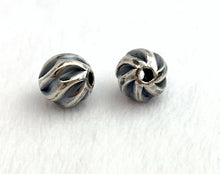Twisted Bead w/2.2mm Hole