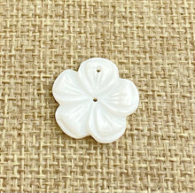 Mother of Pearl Flower Charm Sku#M66
