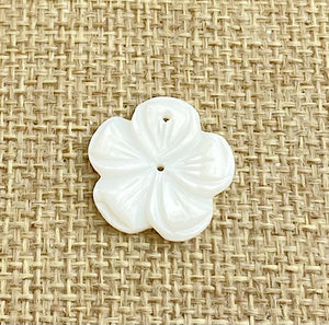 Mother of Pearl Flower Charm Sku#M66