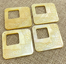 Mother of Pearl Charm Sku#M2286