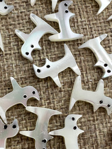 Mother of Pearl Cat Bead Sku#M1208