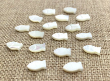 Mother of Pearl Fish Beads Sku#M1206