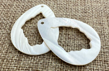 Mother of Pearl Charm Sku#M281