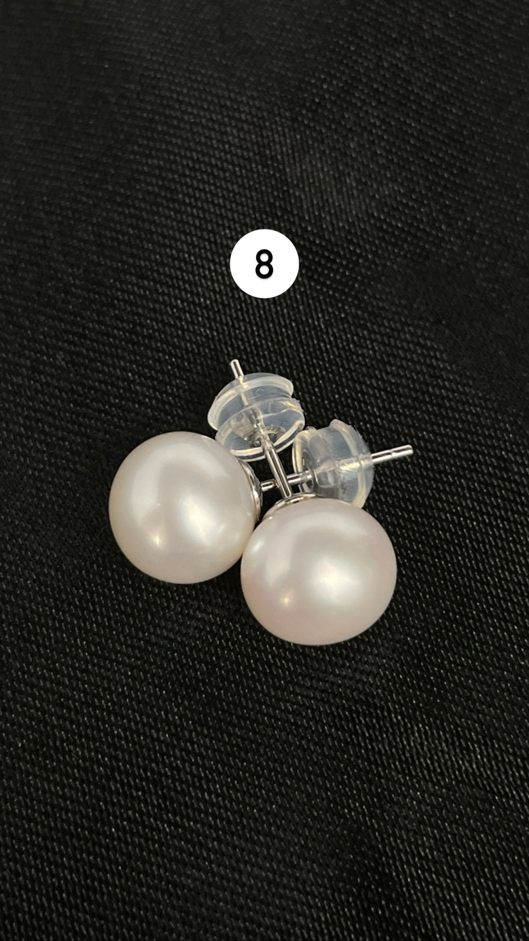 Stunning earring stud