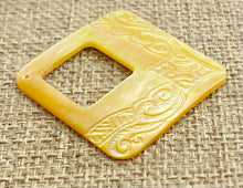 Mother of Pearl Charm Sku#M2286