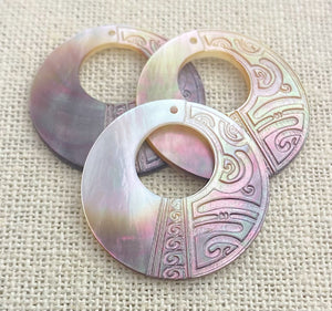 Mother of Pearl Charm Sku#M2337