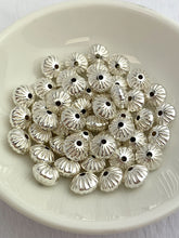 Corrugated Saucer Bead