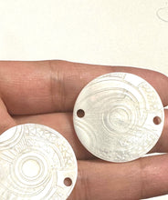 Mother Of Pearl Shell, Circle Mother Of Pearl, Carved MOP, Sku#M3003