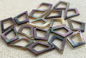 Mother of Pearl Charm Sku#M2524