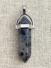 Silver Plated Shimmer Stone pendant