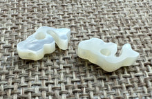Mother of Pearl Mermaid Beads Sku#M608