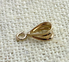Small Bail w/Open Parallel Ring