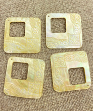 Mother of Pearl Charm Sku#M2286