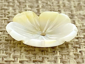 Mother of Pearl Flower Charm Sku#M80