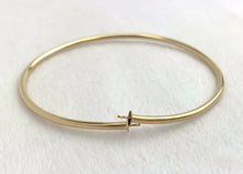 14kGF Flex Bangle w/4mm Cup & Peg