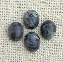 Labradorite Oval Cabochon