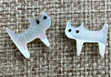 Mother of Pearl Cat Bead Sku#M1208