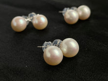 Stunning earring studs