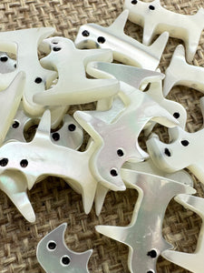 Mother of Pearl Cat Bead Sku#M1208