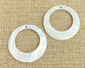 Mother of Pearl Charm Sku#M576