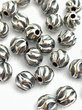 Twisted Bead w/2.2mm Hole